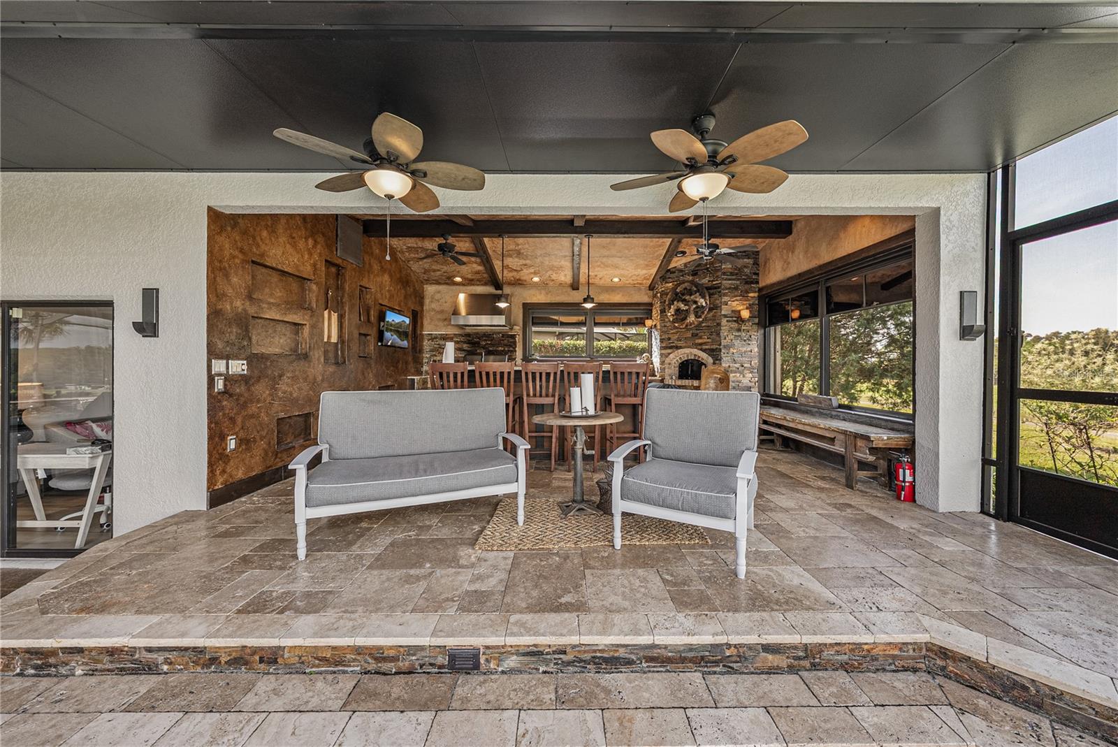 Listing photo id 58 for 13247 Thoroughbred Drive