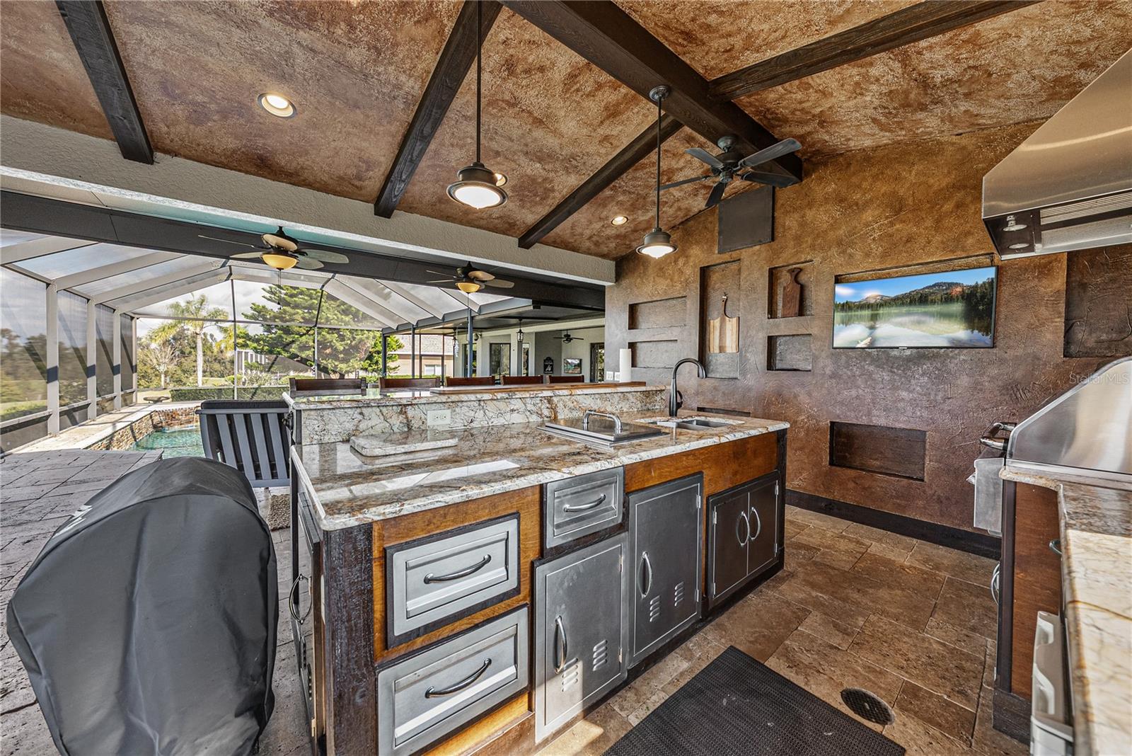 Listing photo id 63 for 13247 Thoroughbred Drive