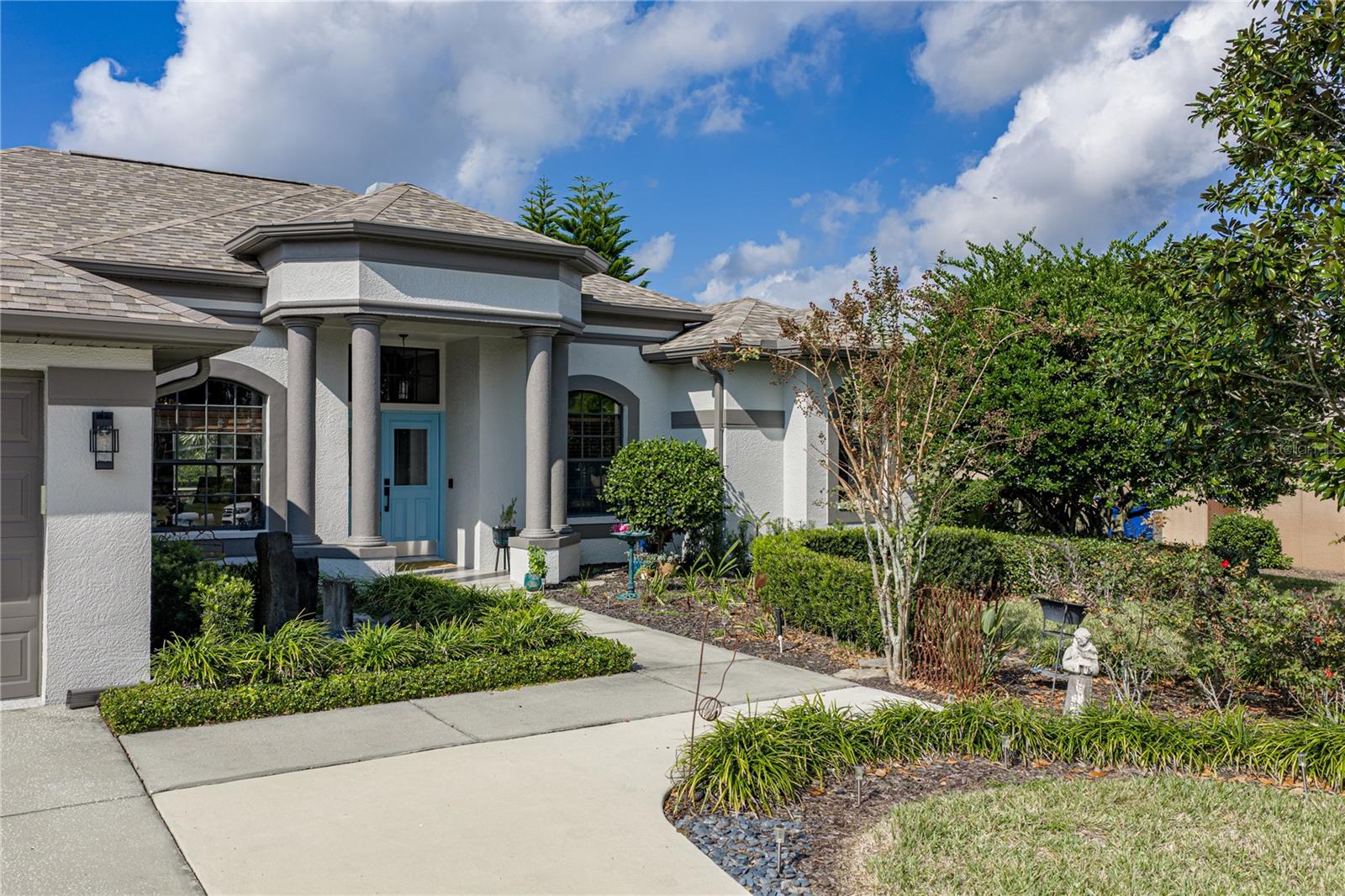 Listing photo id 6 for 13247 Thoroughbred Drive