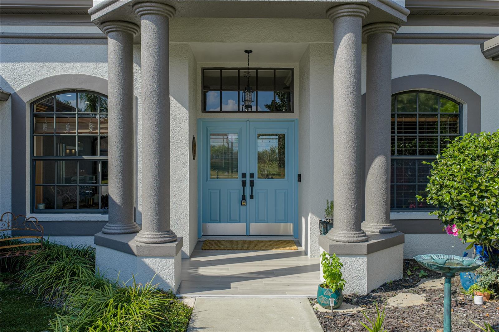 Listing photo id 7 for 13247 Thoroughbred Drive