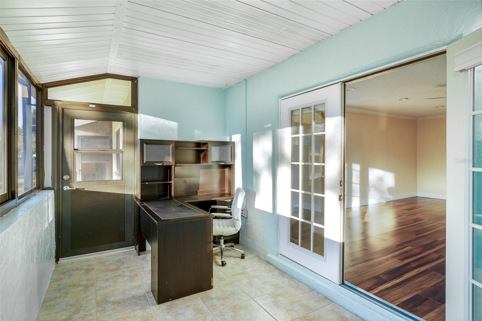 Image 9 of 21 For 1515 12th Court Se