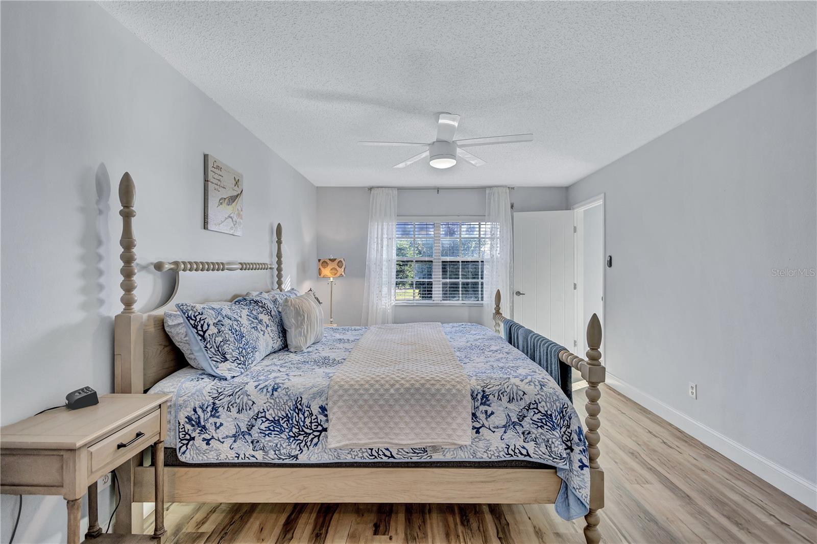 Image 16 of 66 For 3390 Stonehaven Court W A