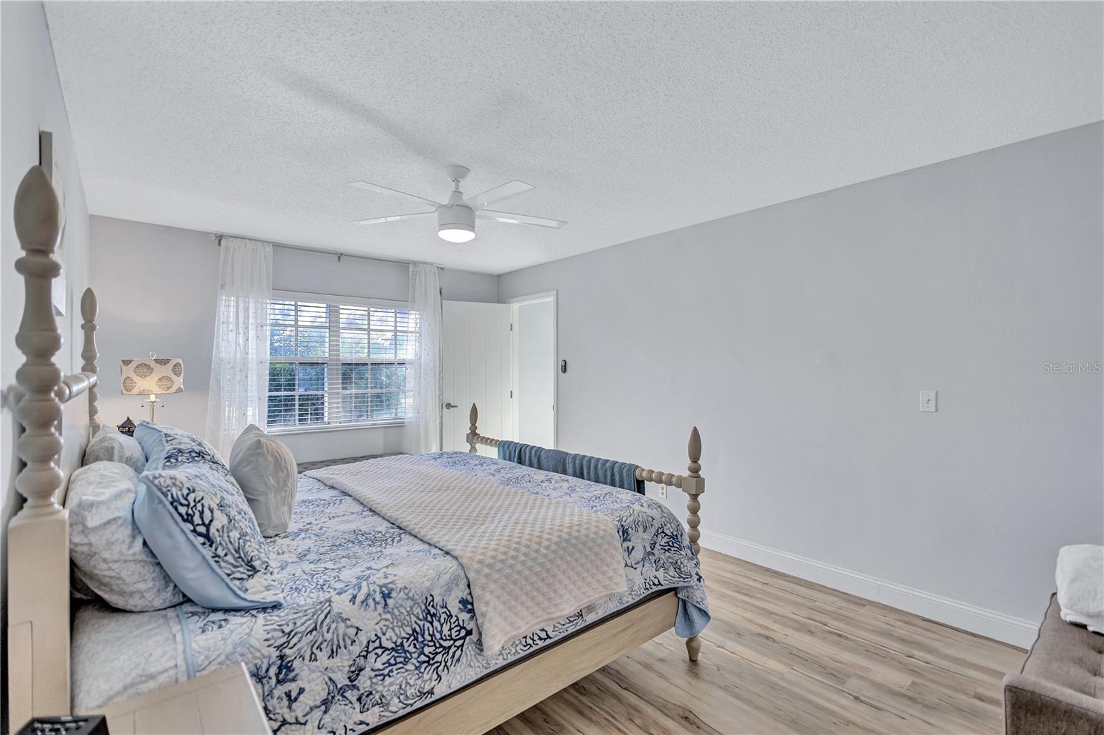 Image 17 of 66 For 3390 Stonehaven Court W A