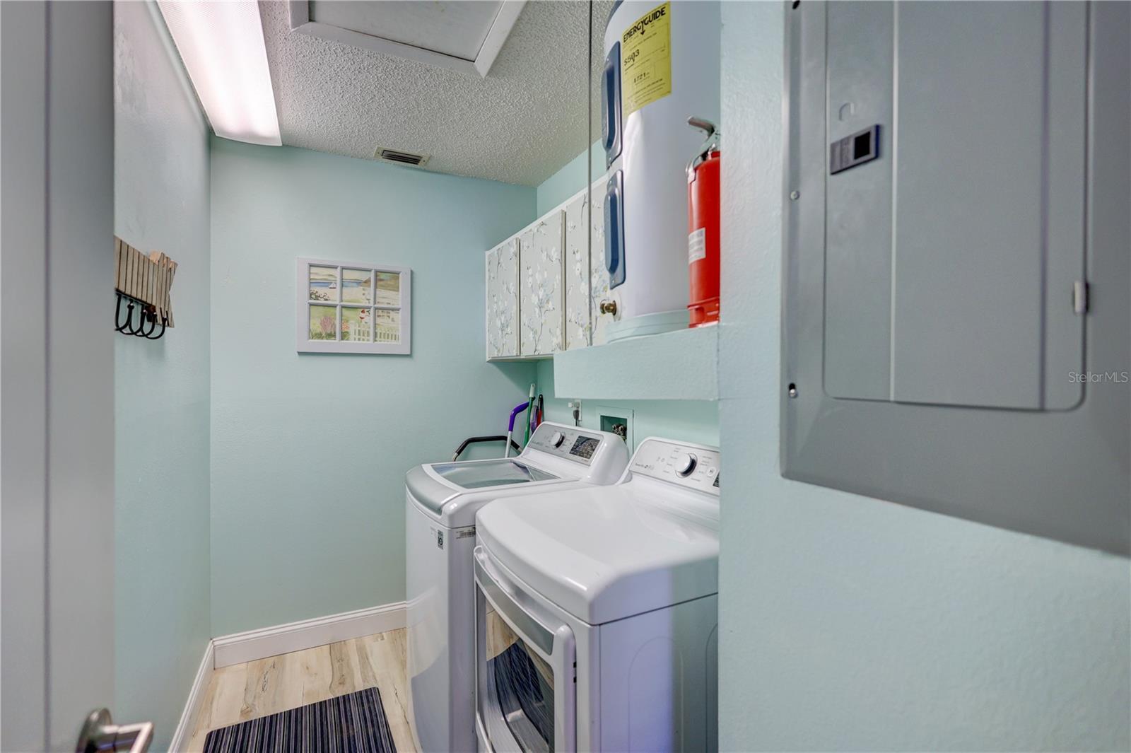 Image 26 of 66 For 3390 Stonehaven Court W A