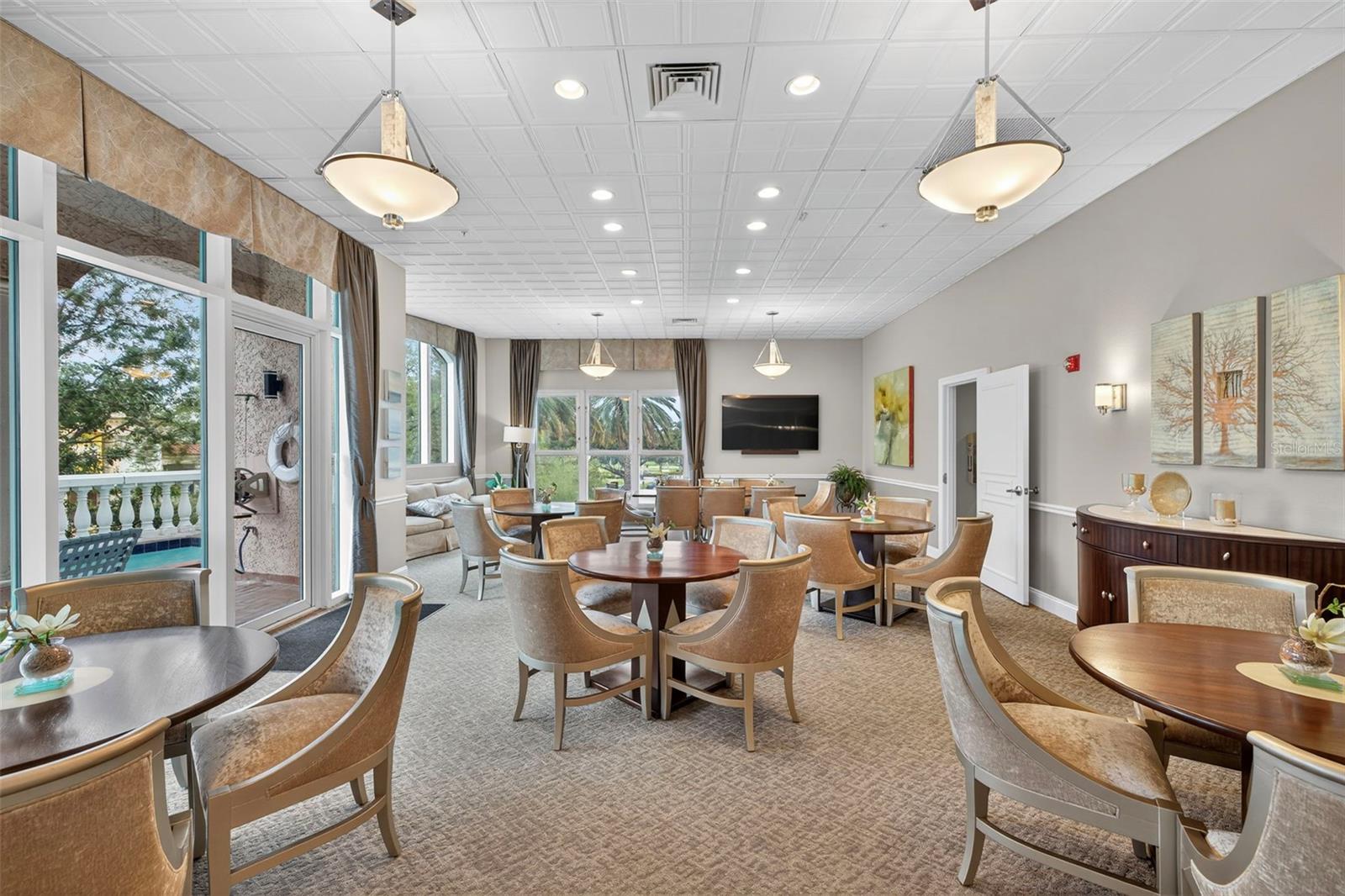 Image 49 of 66 For 288 Beach Drive Ne 4b