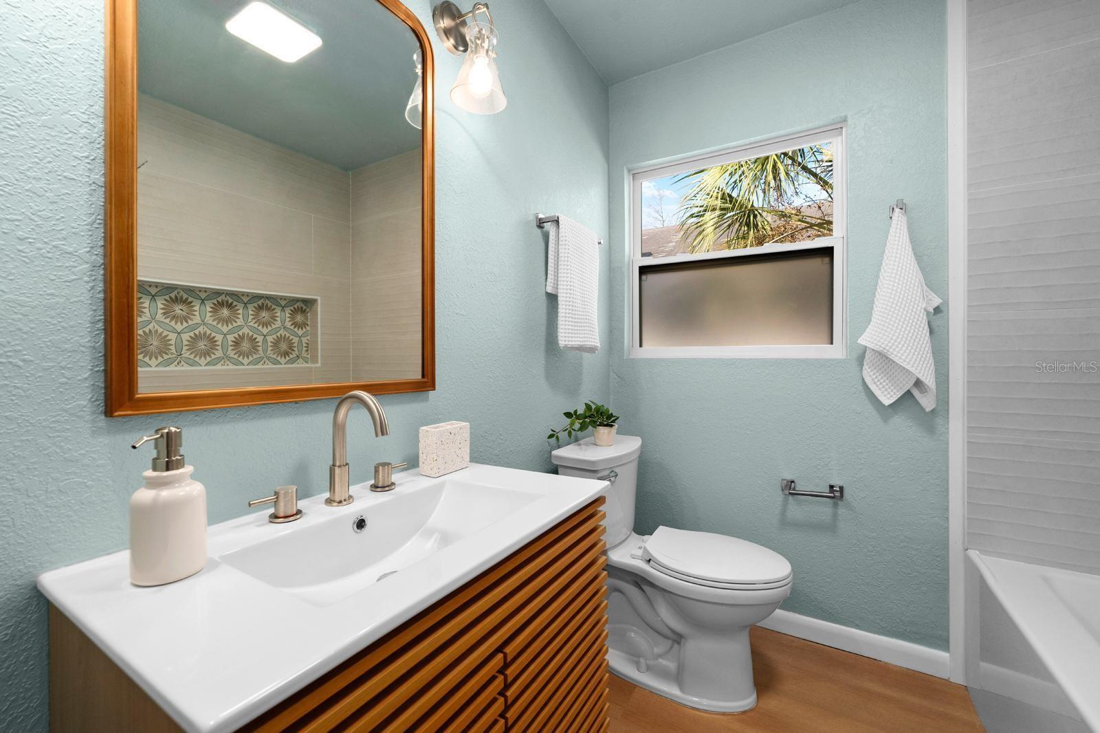 Image 14 of 28 For 1766 Scranton Street S