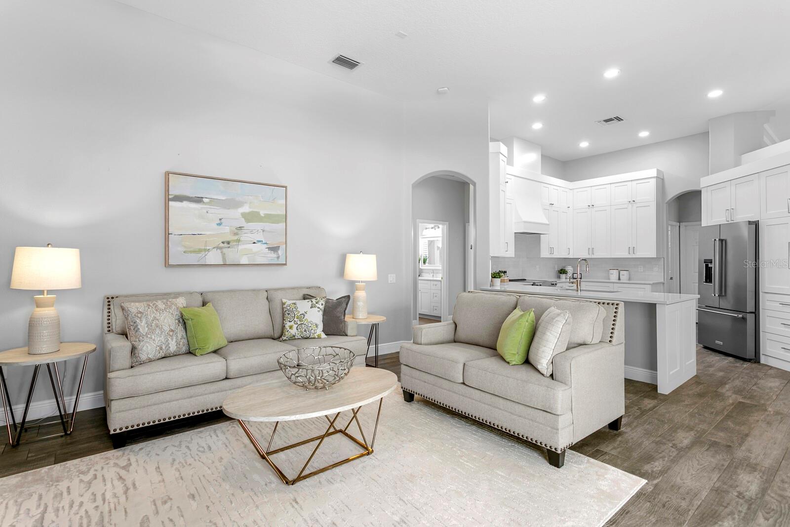 Listing photo id 15 for 17384 Emerald Chase Drive