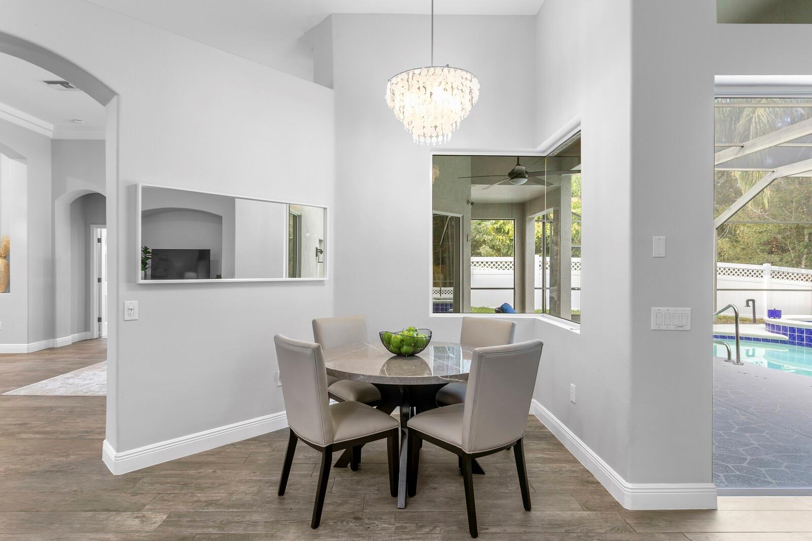 Listing photo id 25 for 17384 Emerald Chase Drive