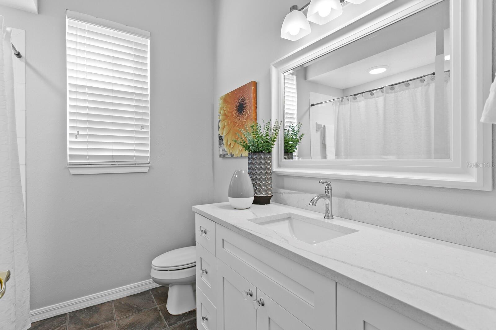 Listing photo id 40 for 17384 Emerald Chase Drive