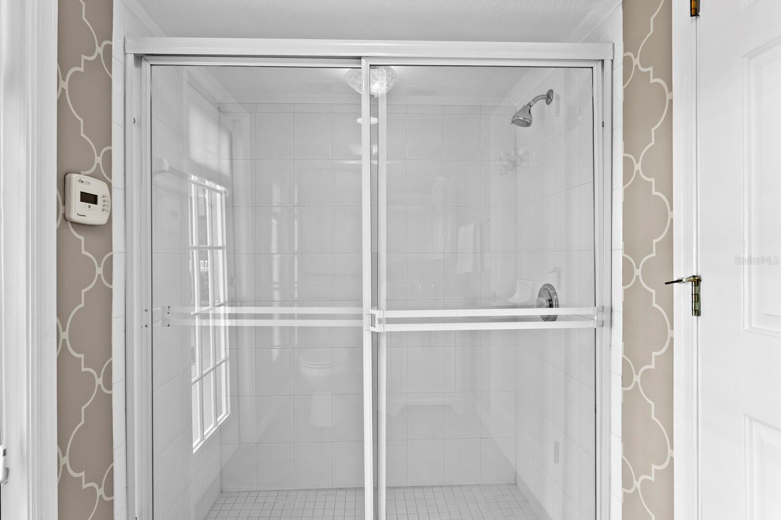 Listing photo id 45 for 17384 Emerald Chase Drive