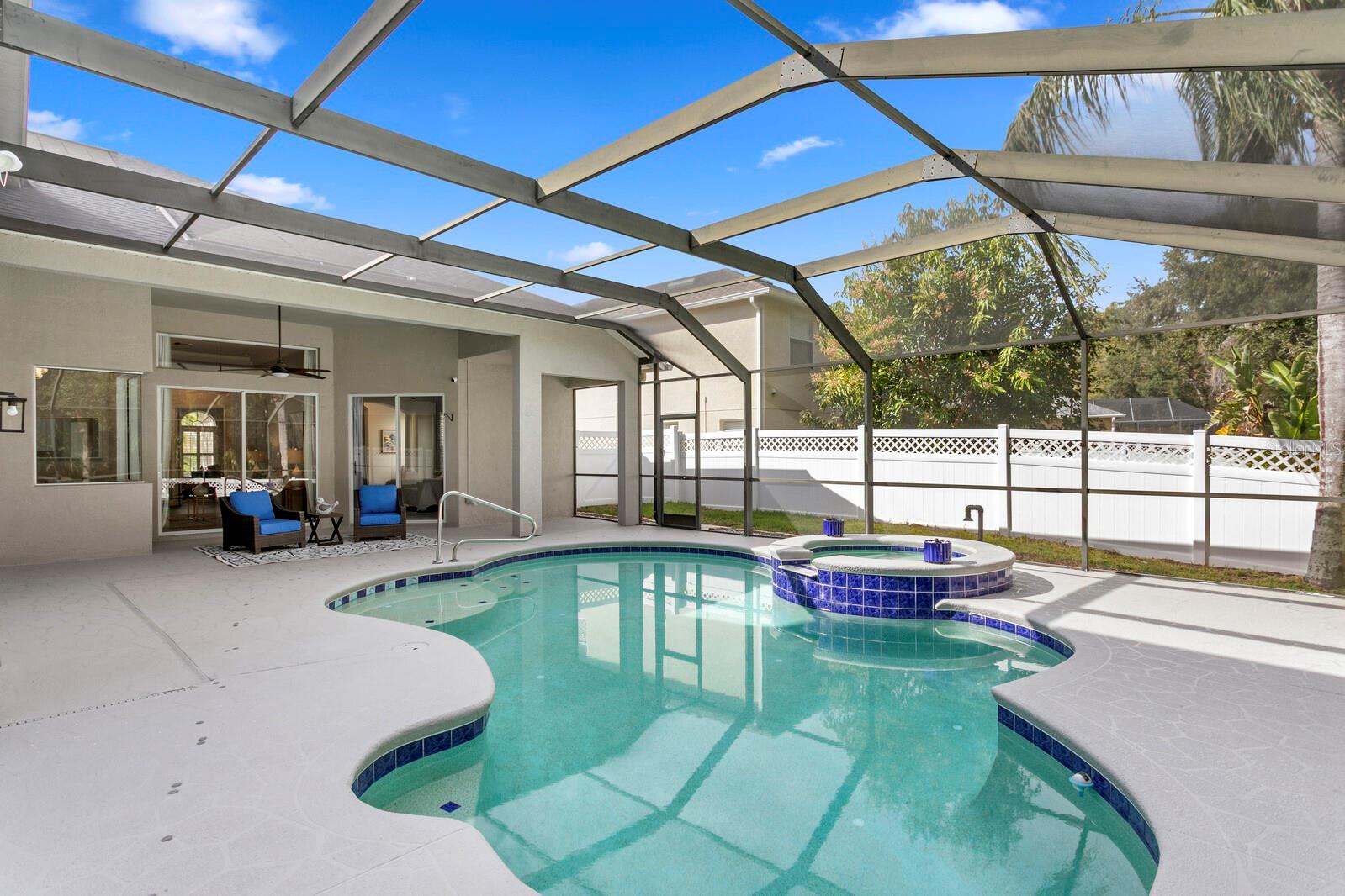 Listing photo id 57 for 17384 Emerald Chase Drive