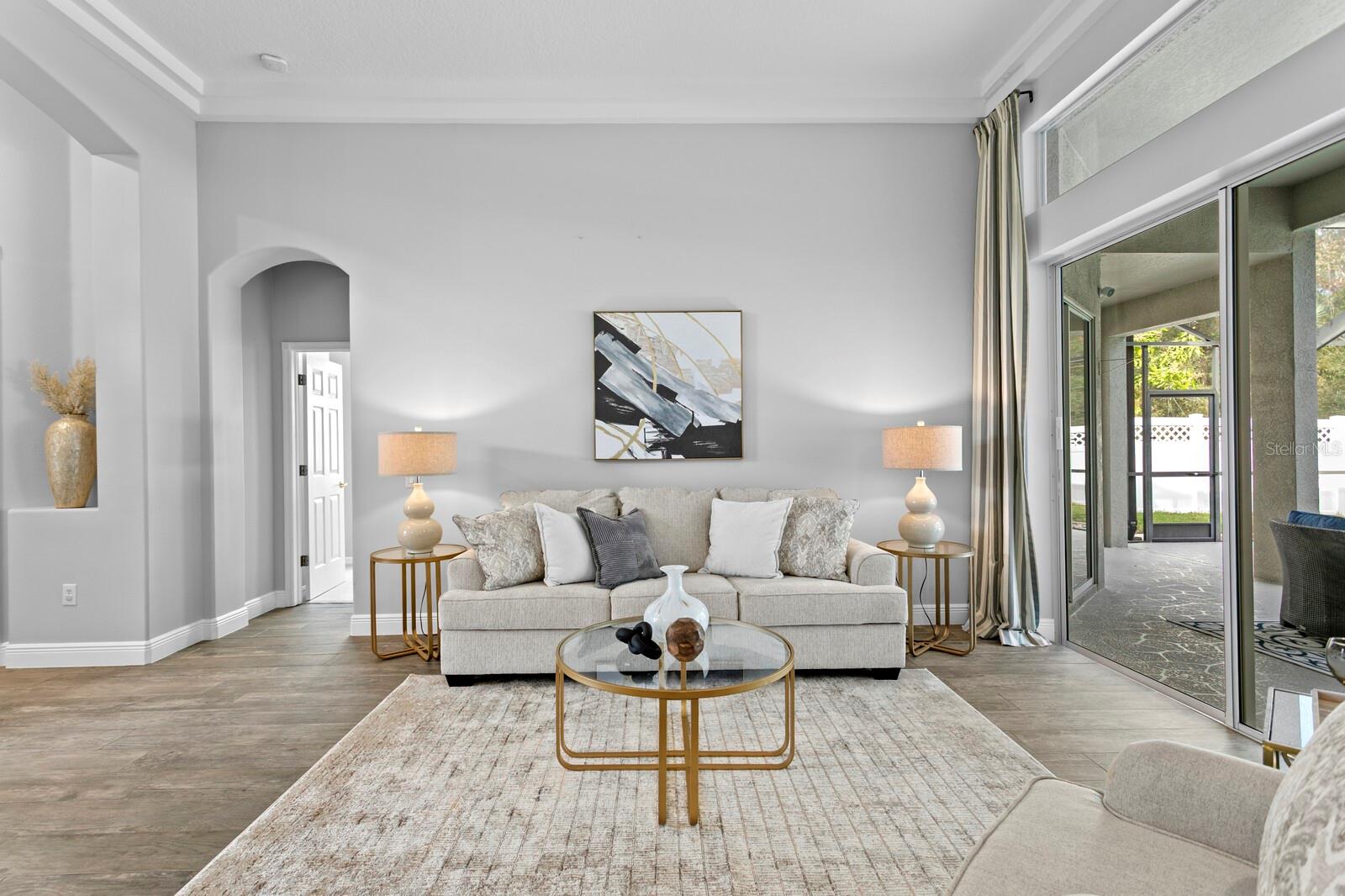 Listing photo id 6 for 17384 Emerald Chase Drive