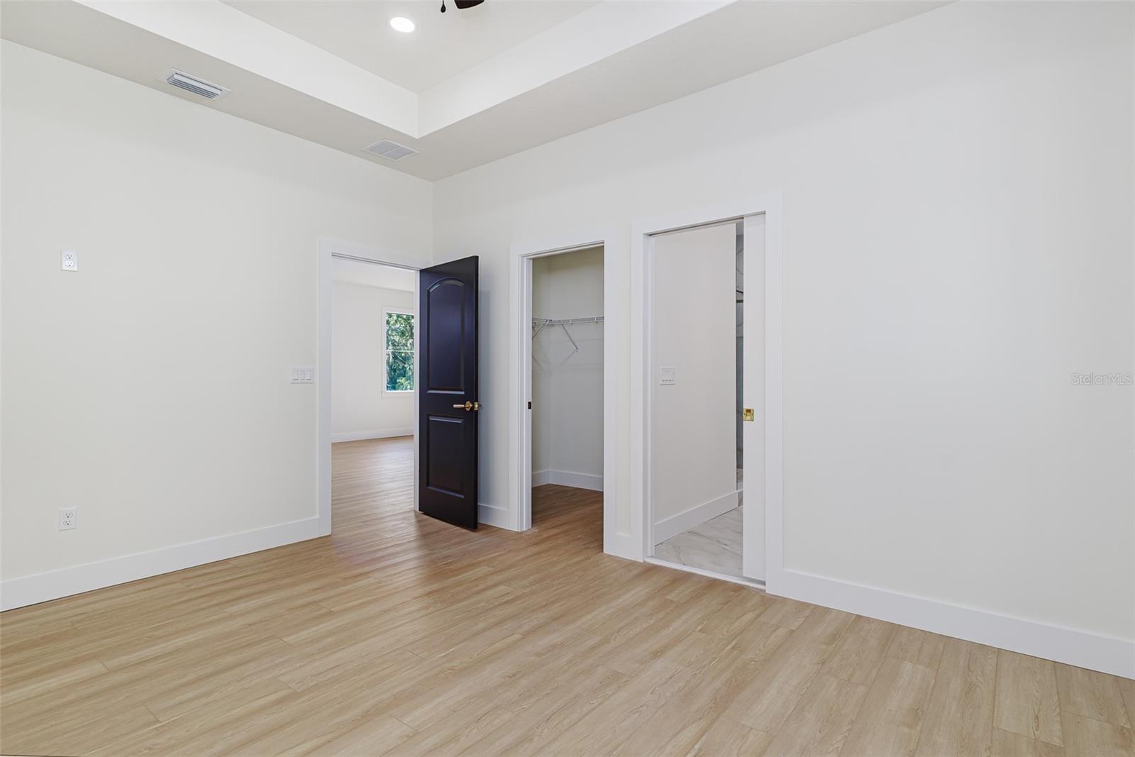 Image 16 of 35 For 7905 Greenwood Avenue