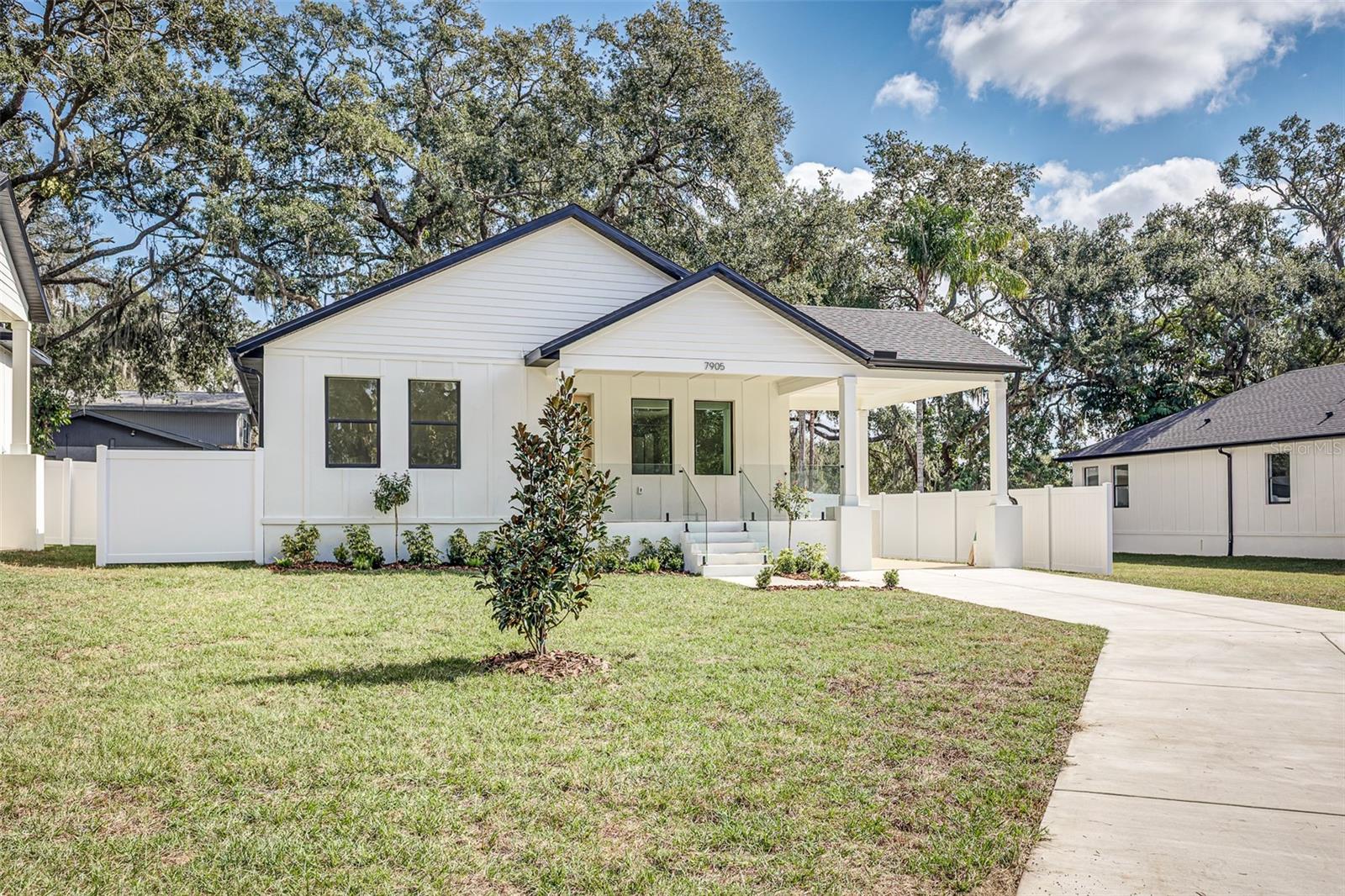 Image 2 of 35 For 7905 Greenwood Avenue