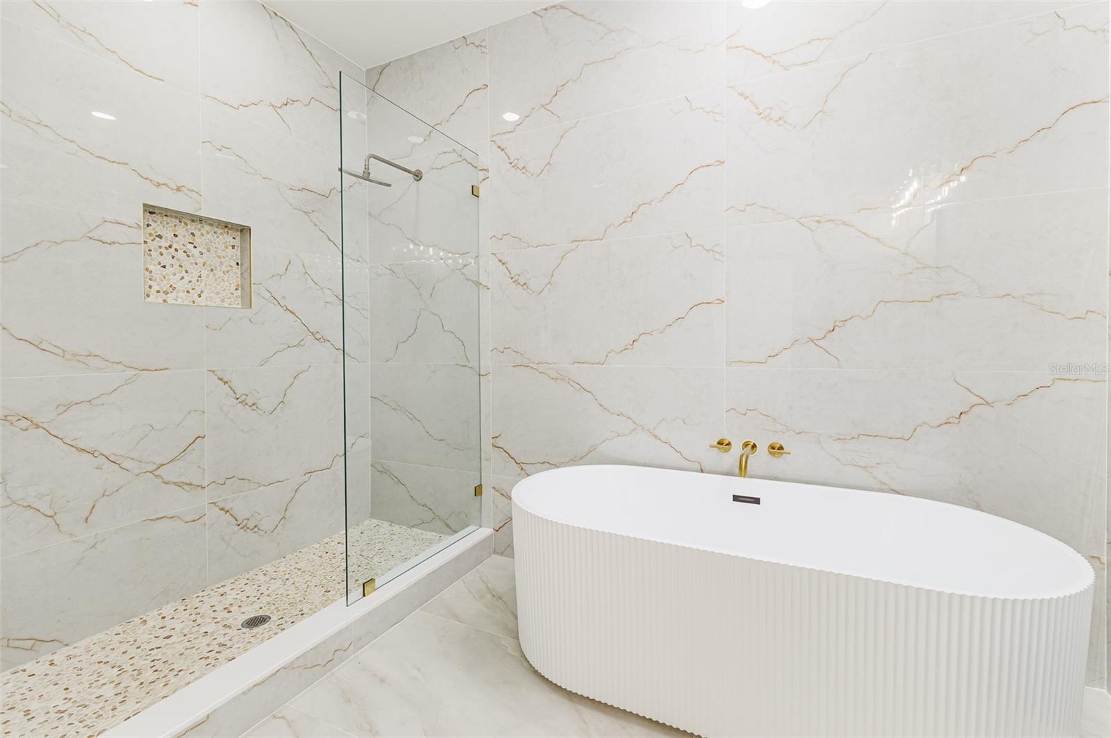 Image 20 of 35 For 7905 Greenwood Avenue