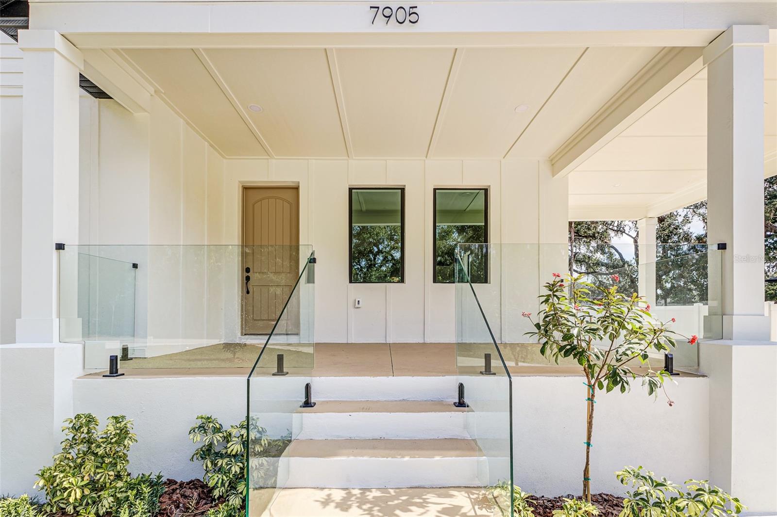 Image 4 of 35 For 7905 Greenwood Avenue