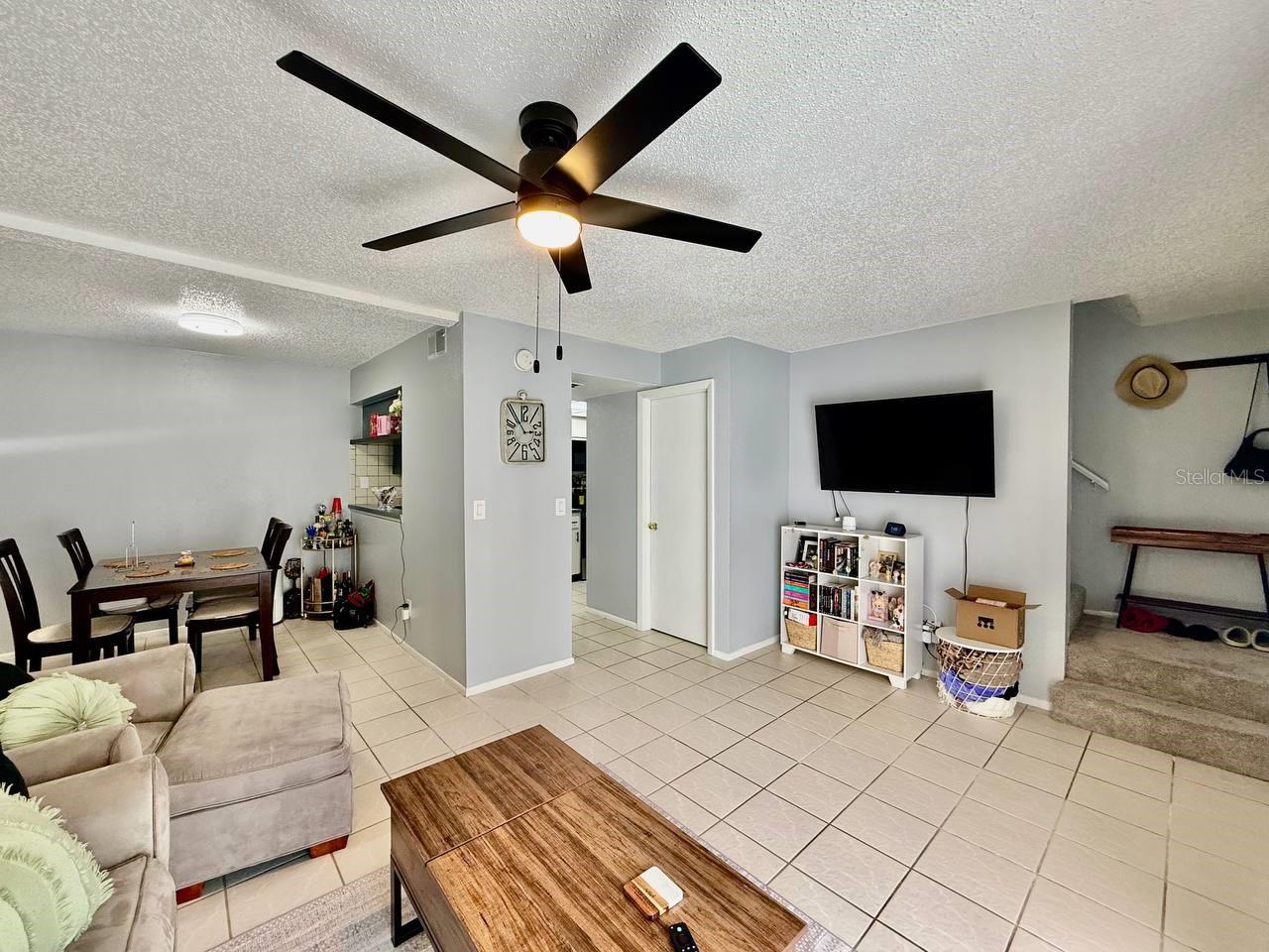 Image 10 of 29 For 1843 Bough Avenue B