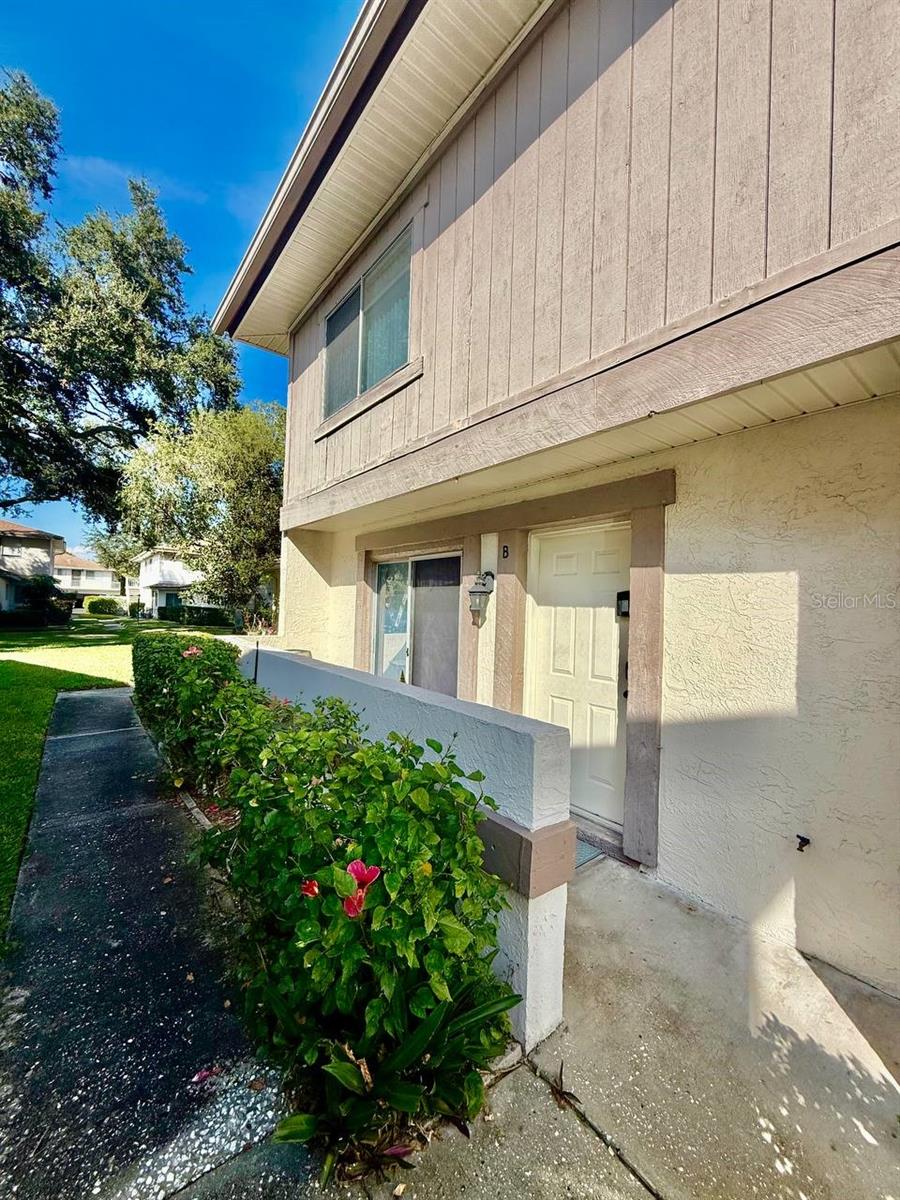 Image 3 of 29 For 1843 Bough Avenue B