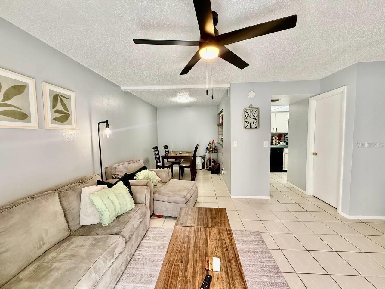 Image 9 of 29 For 1843 Bough Avenue B