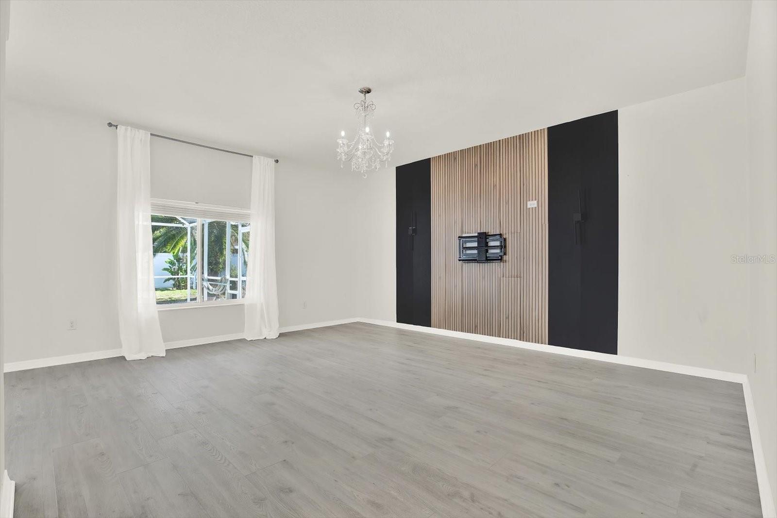 Image 7 of 31 For 4732 Brachetta Drive