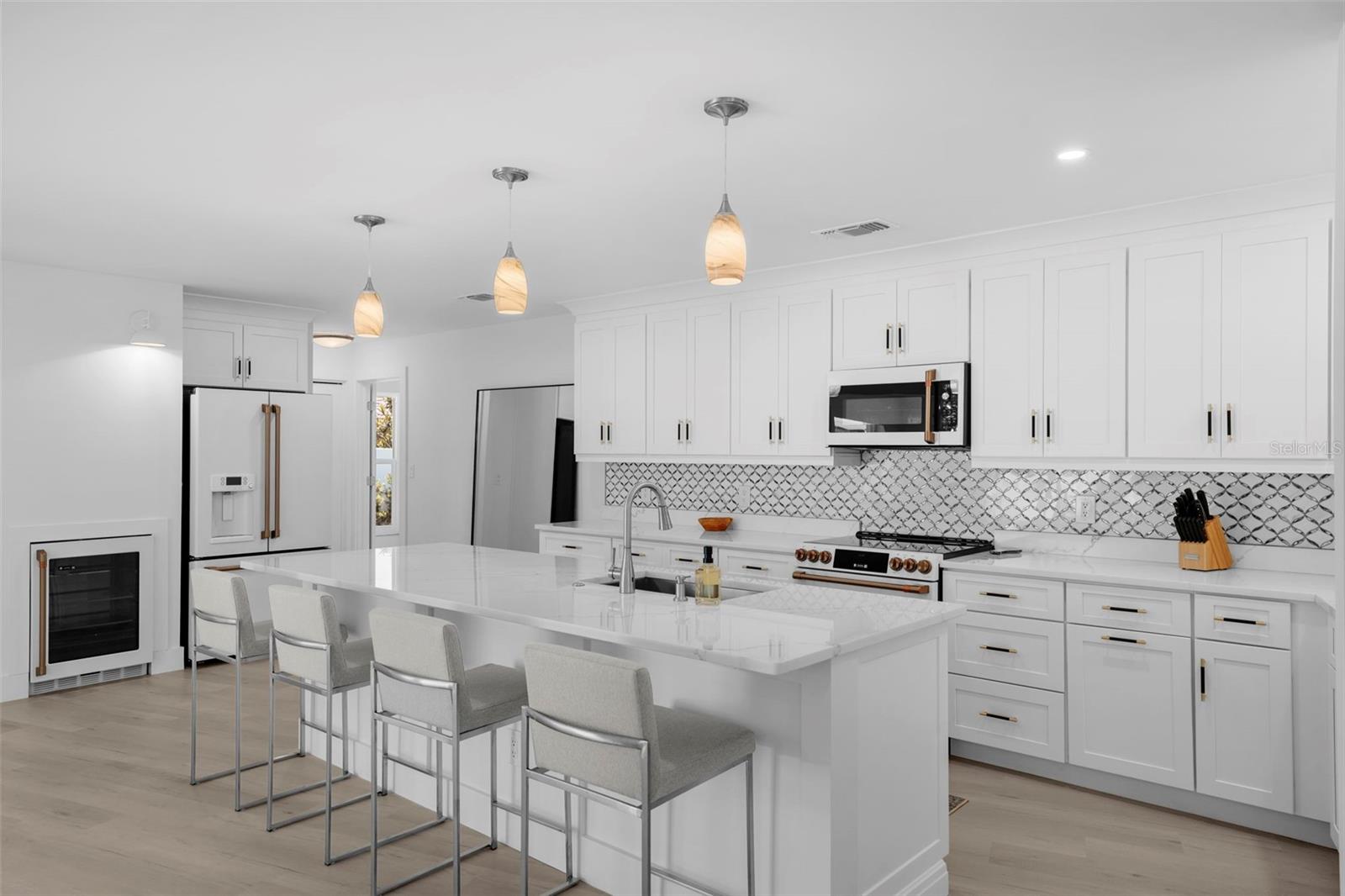 Image 12 of 69 For 5884 51st Street S