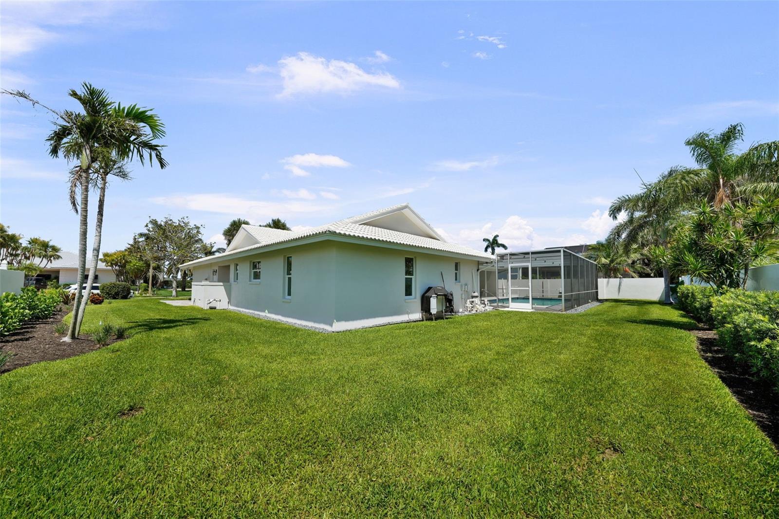 Image 5 of 69 For 5884 51st Street S