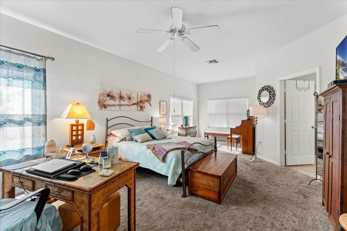 Image 19 of 40 For 18002 New Wales Place