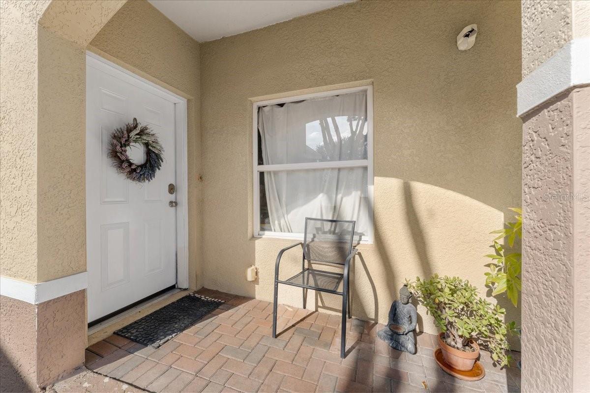 Image 5 of 40 For 18002 New Wales Place