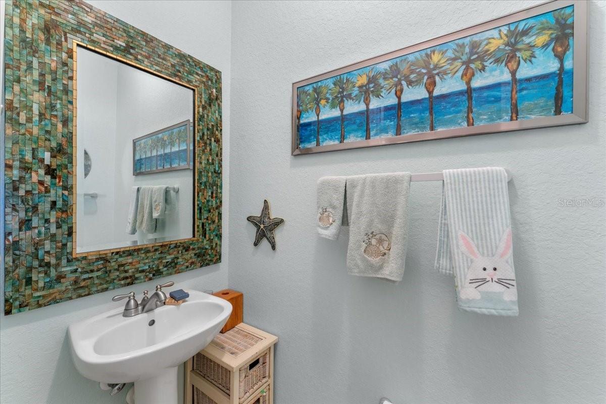 Image 7 of 40 For 18002 New Wales Place