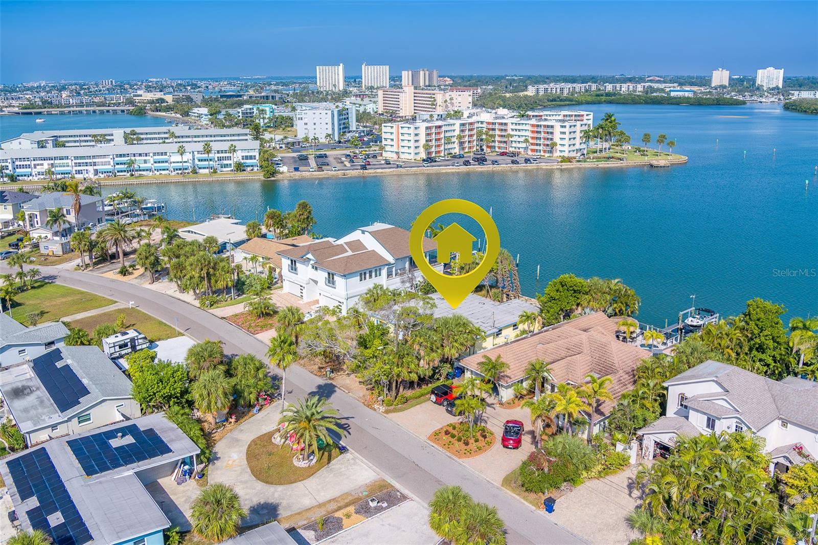 Image 32 of 38 For 6960 Shore Drive S