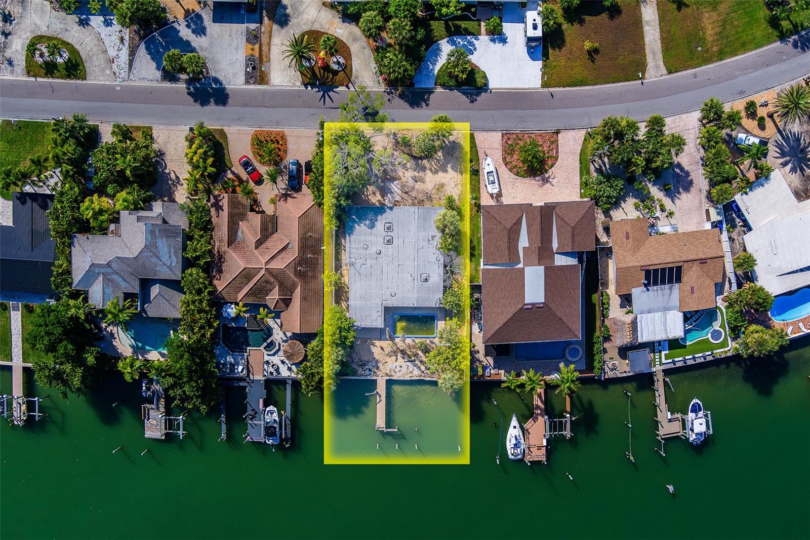 Image 7 of 38 For 6960 Shore Drive S