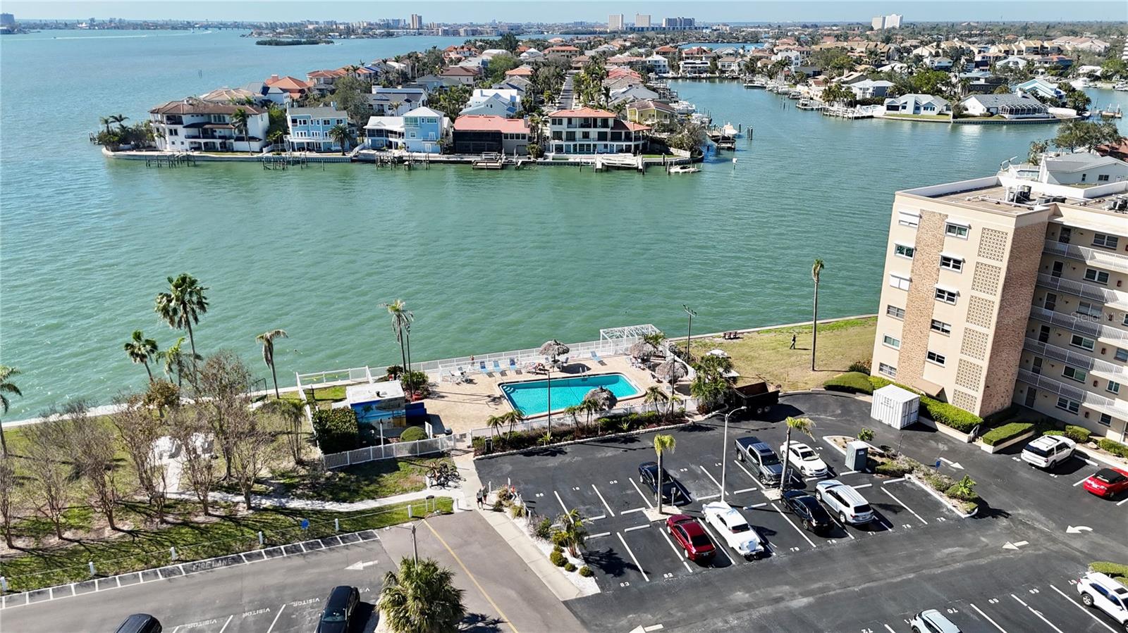 Image 30 of 41 For 6075 Shore Boulevard S 501