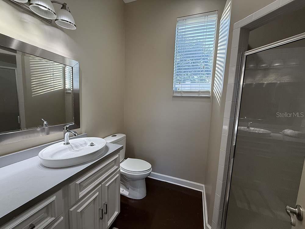 Image 26 of 30 For 4102 Howard Avenue