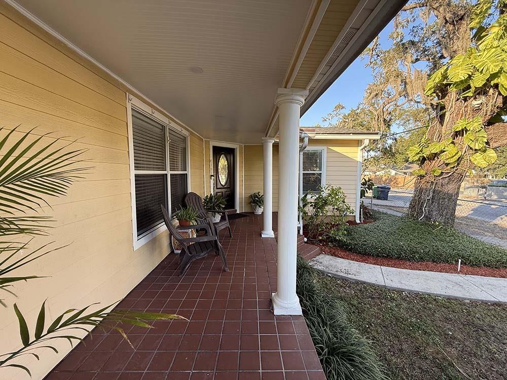 Image 4 of 30 For 4102 Howard Avenue