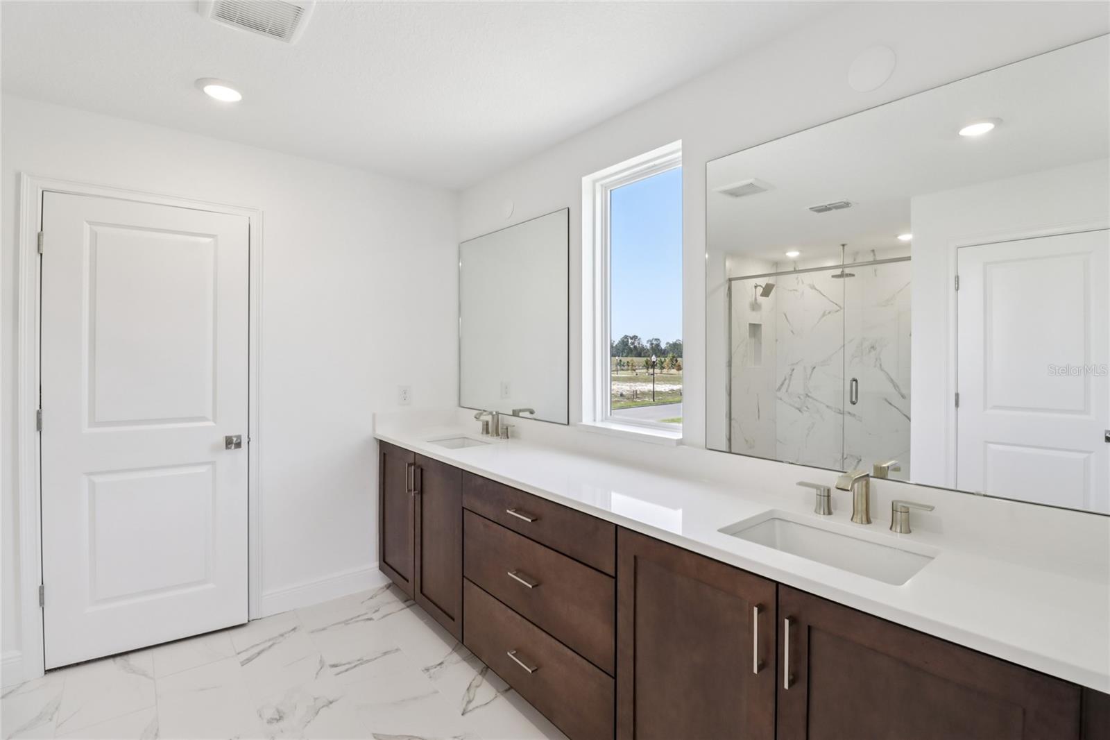 Image 35 of 57 For 17401 Honeybell Tangelo Court