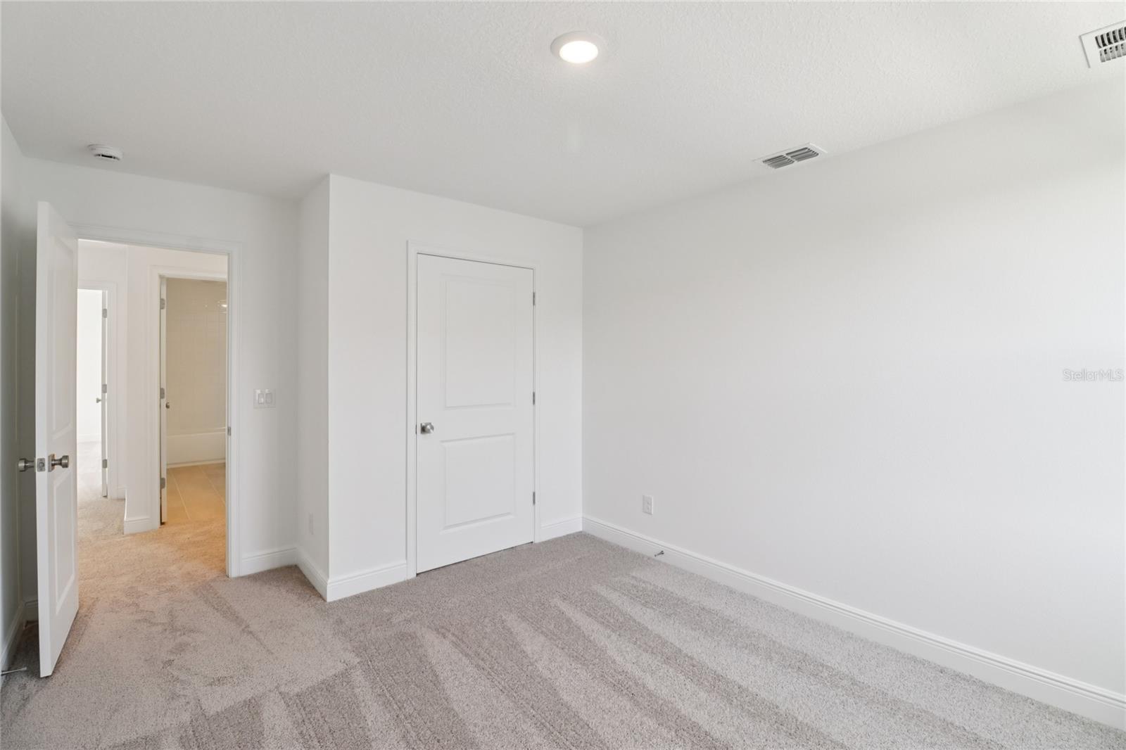 Image 40 of 57 For 17401 Honeybell Tangelo Court