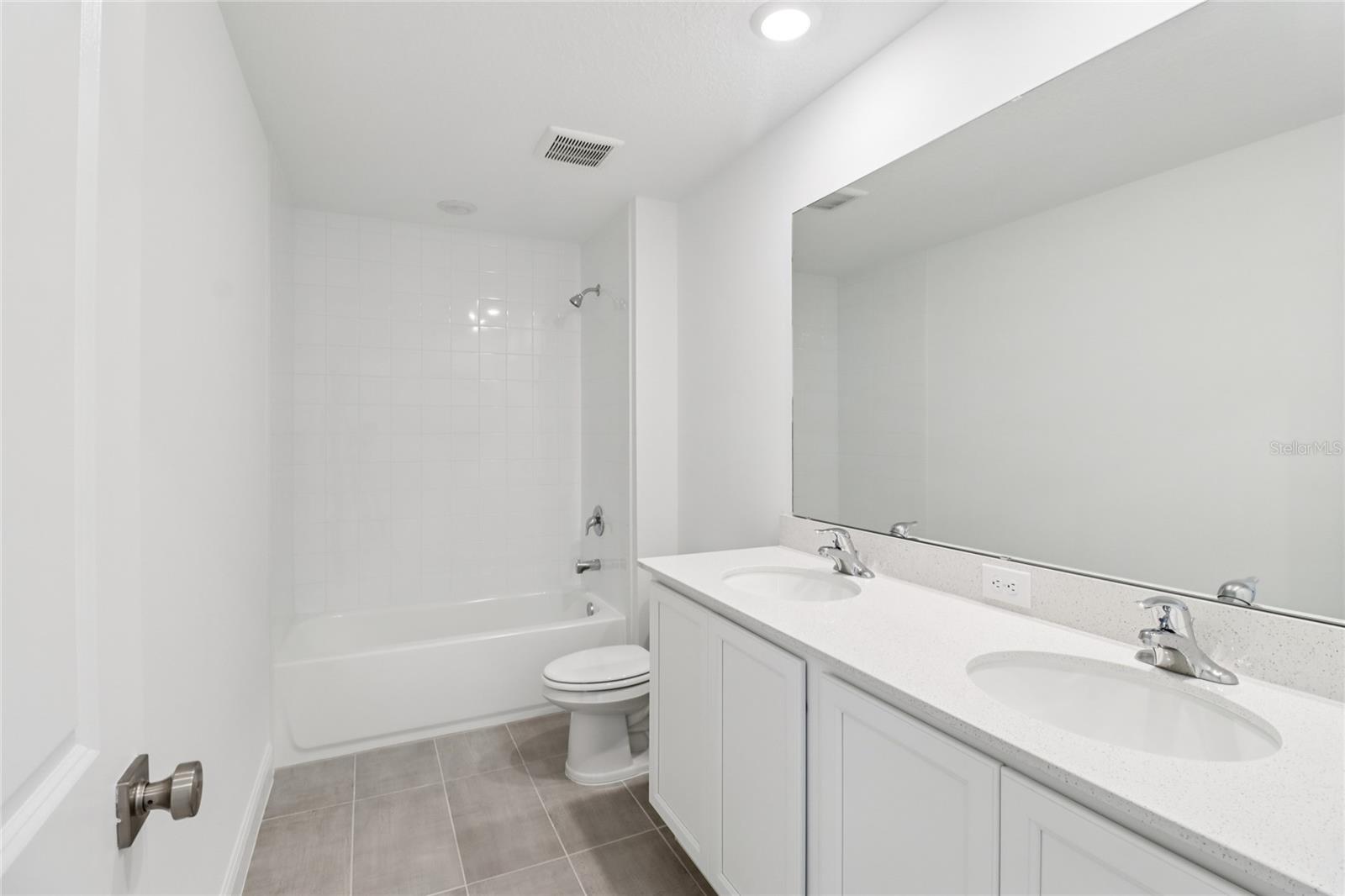 Image 41 of 57 For 17401 Honeybell Tangelo Court