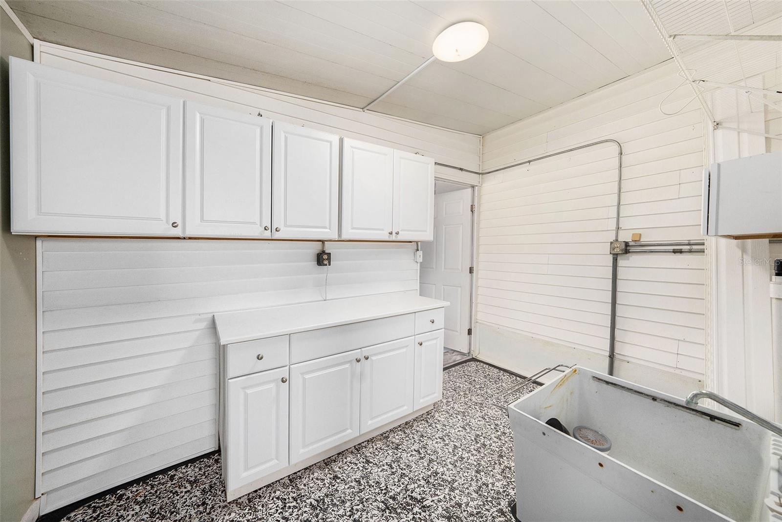 Image 23 of 31 For 37617 Amigo Drive