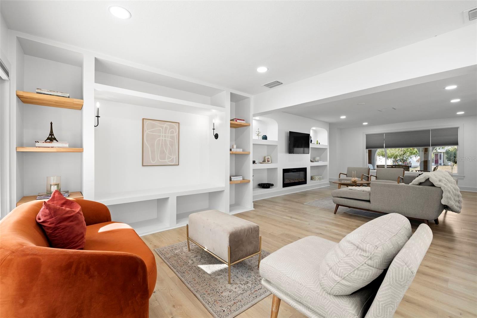 Image 18 of 32 For 2009 Forest Drive