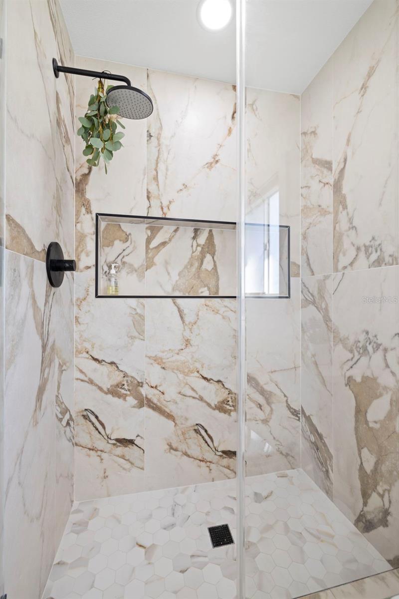 Image 24 of 32 For 2009 Forest Drive