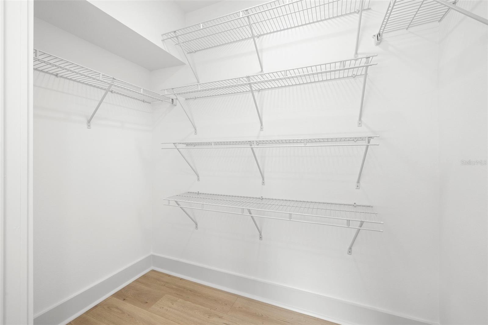 Image 25 of 32 For 2009 Forest Drive