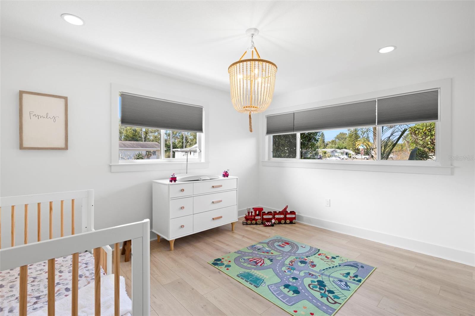 Image 26 of 32 For 2009 Forest Drive