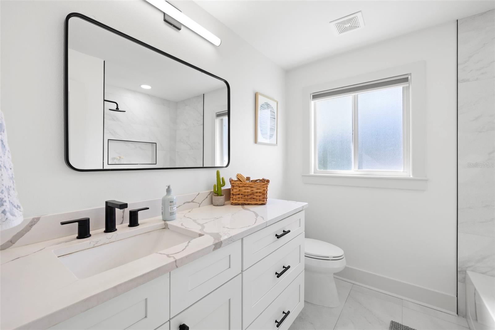 Image 28 of 32 For 2009 Forest Drive