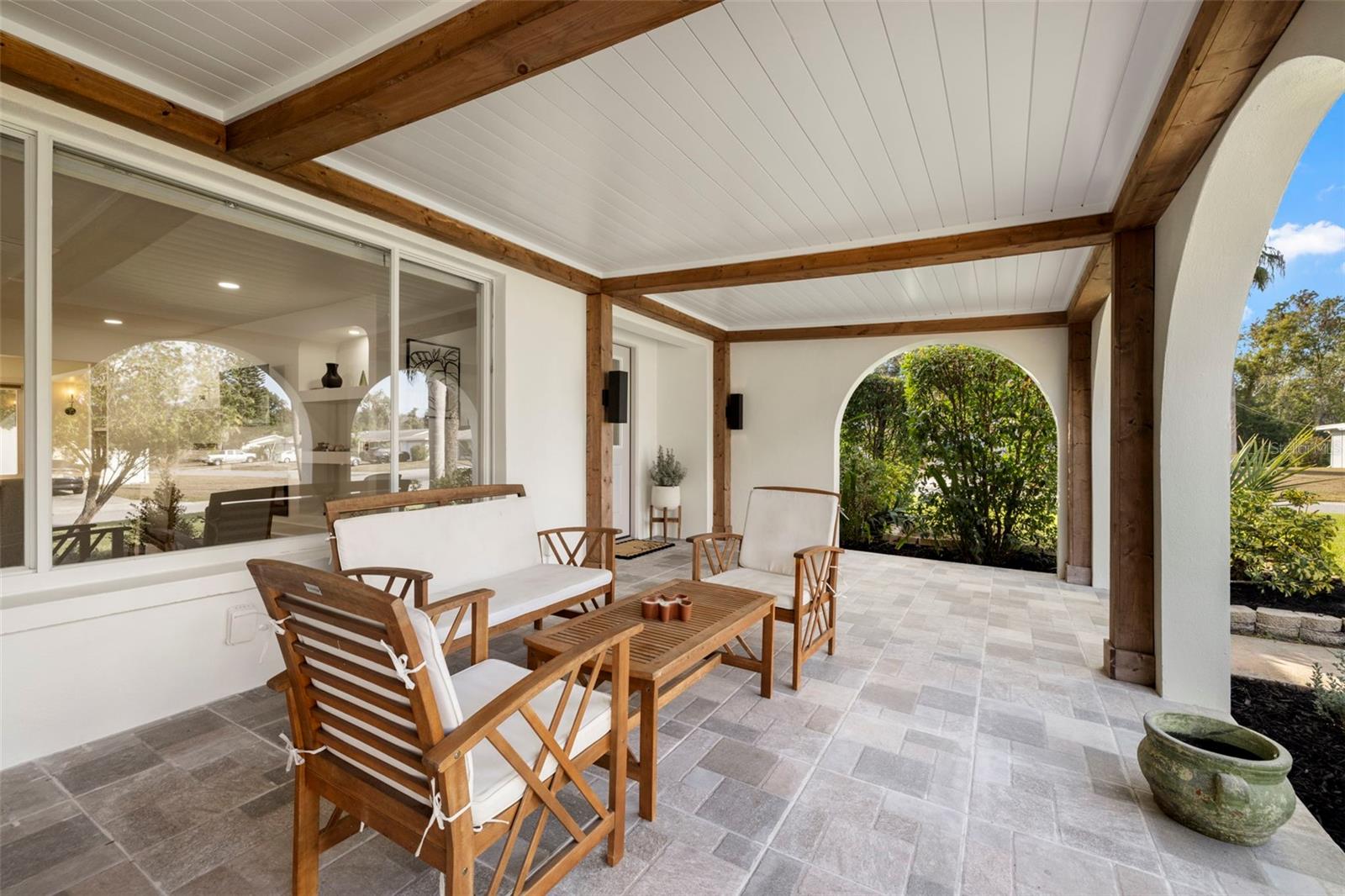 Image 3 of 32 For 2009 Forest Drive