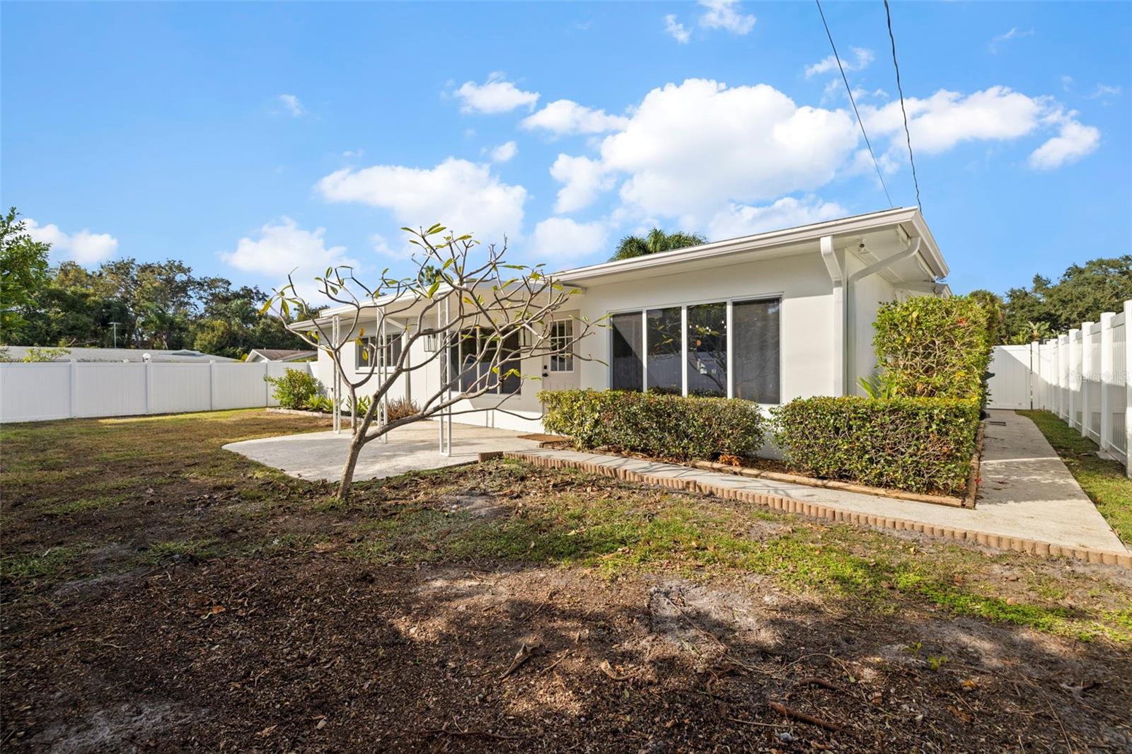 Image 32 of 32 For 2009 Forest Drive