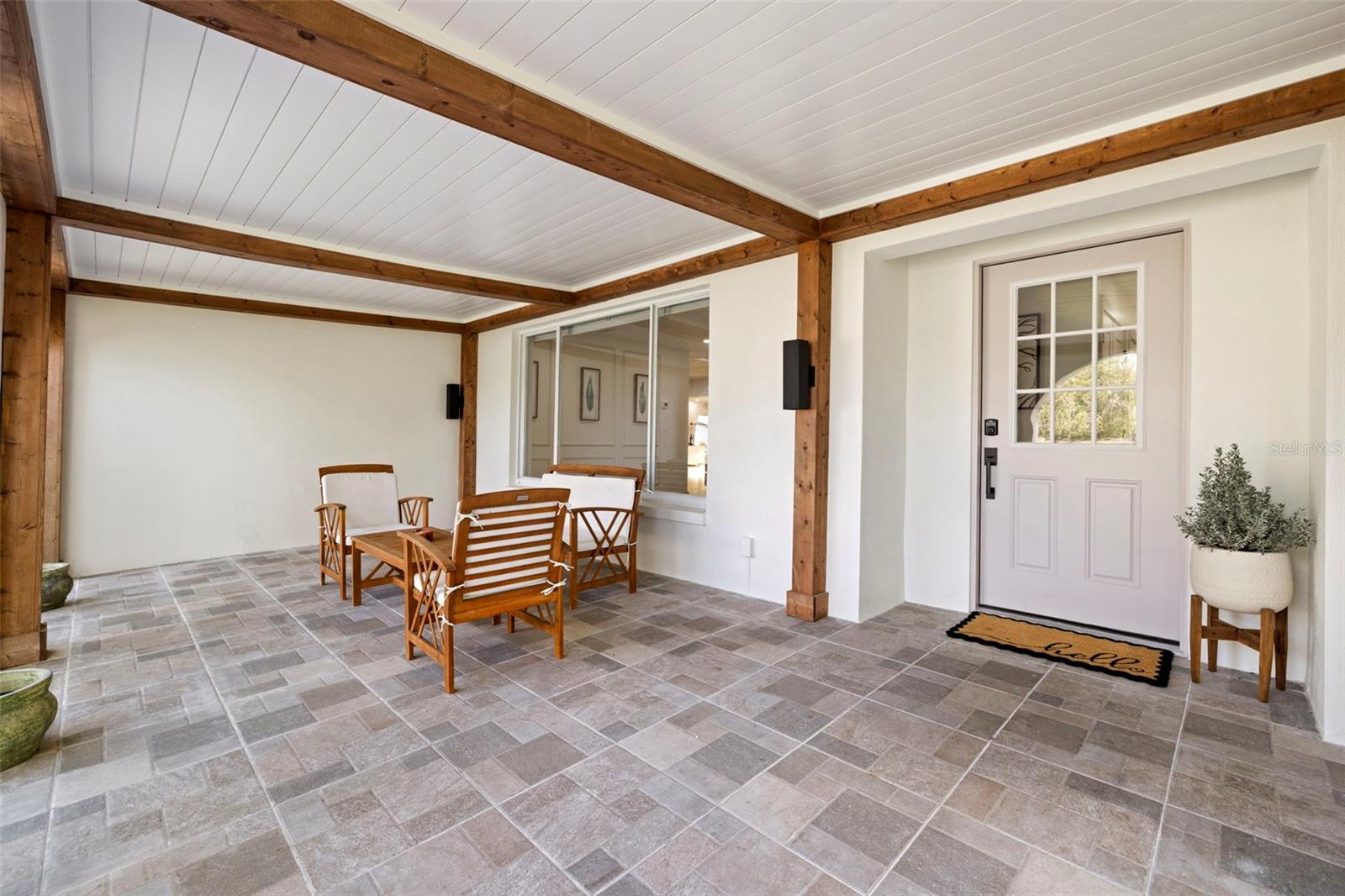 Image 4 of 32 For 2009 Forest Drive