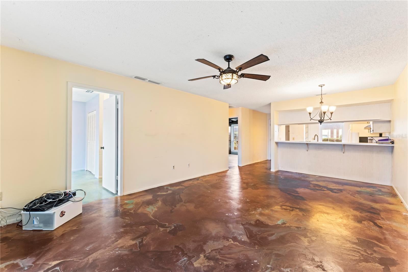 Image 13 of 30 For 7200 Ulmerton Road C3