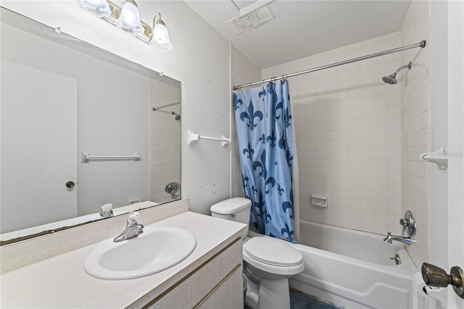 Image 24 of 30 For 7200 Ulmerton Road C3