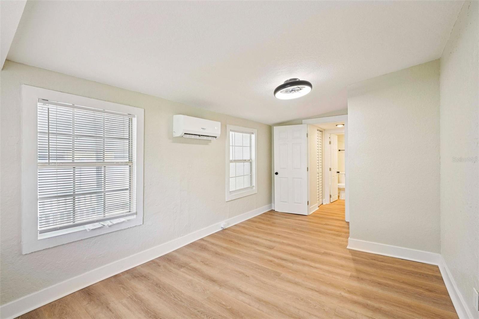 Image 25 of 37 For 5502 40th Street N