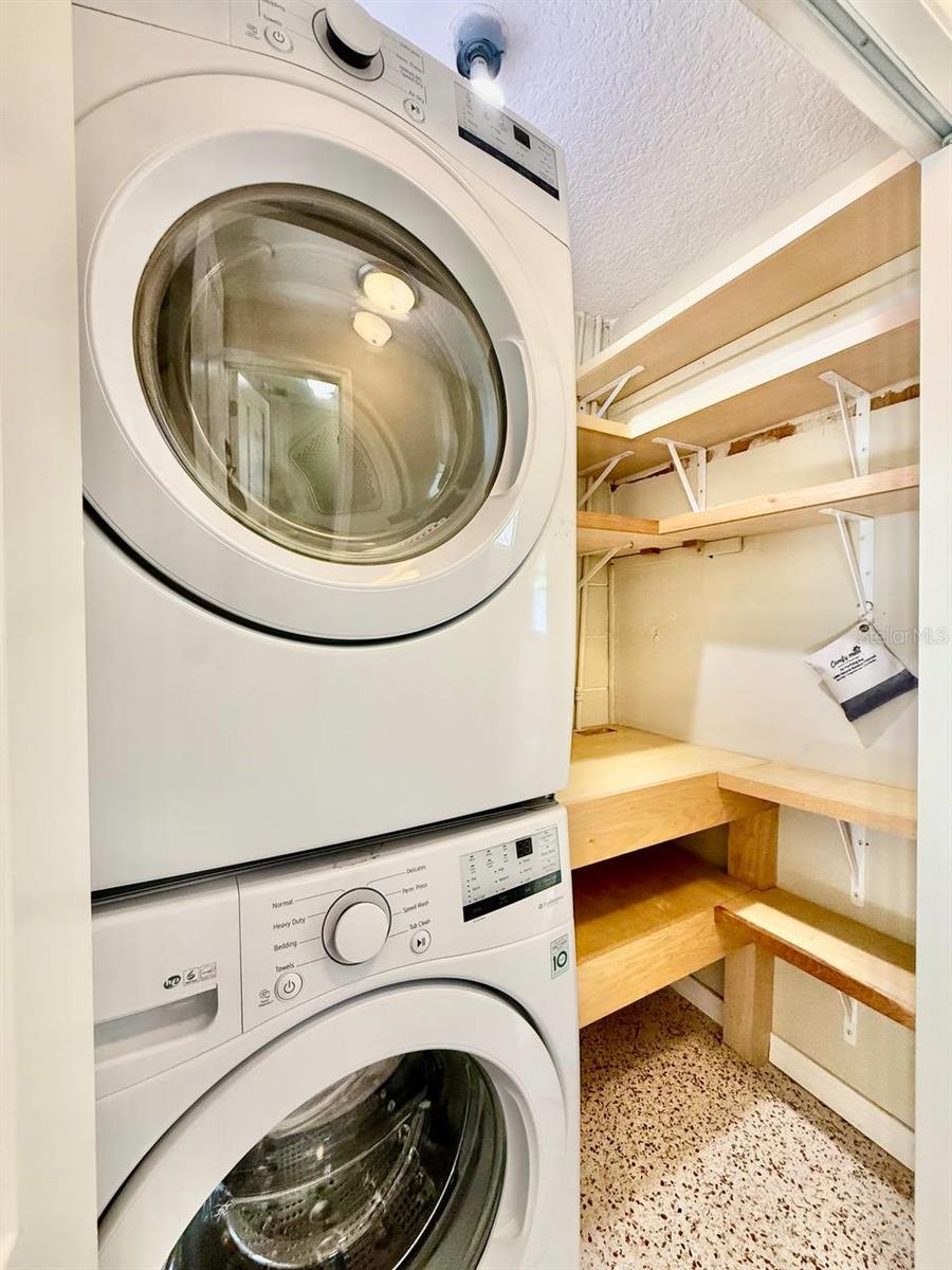 Image 19 of 40 For 2918 10th Avenue N